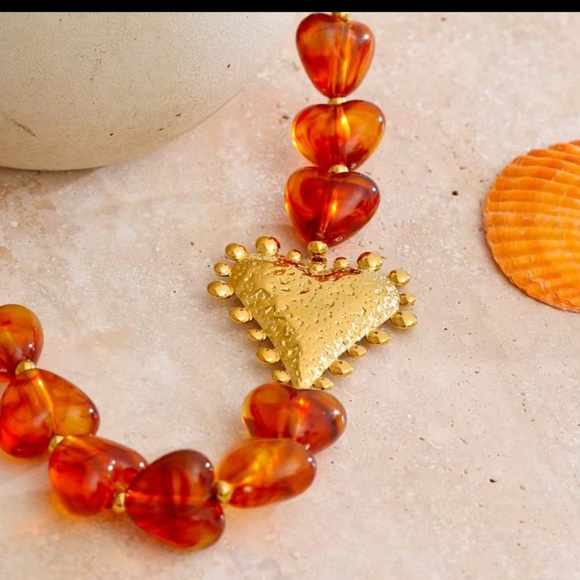 Anthropologie Bold Heart Statement Necklace Resin Beads Stainless Steel Pendant - Picture 4 of 11